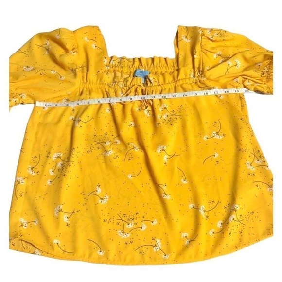 CeCe Square Neck Cap Sleeves Floral Yellow Golden Hour Blouse Top Size Medium - Picture 4 of 6